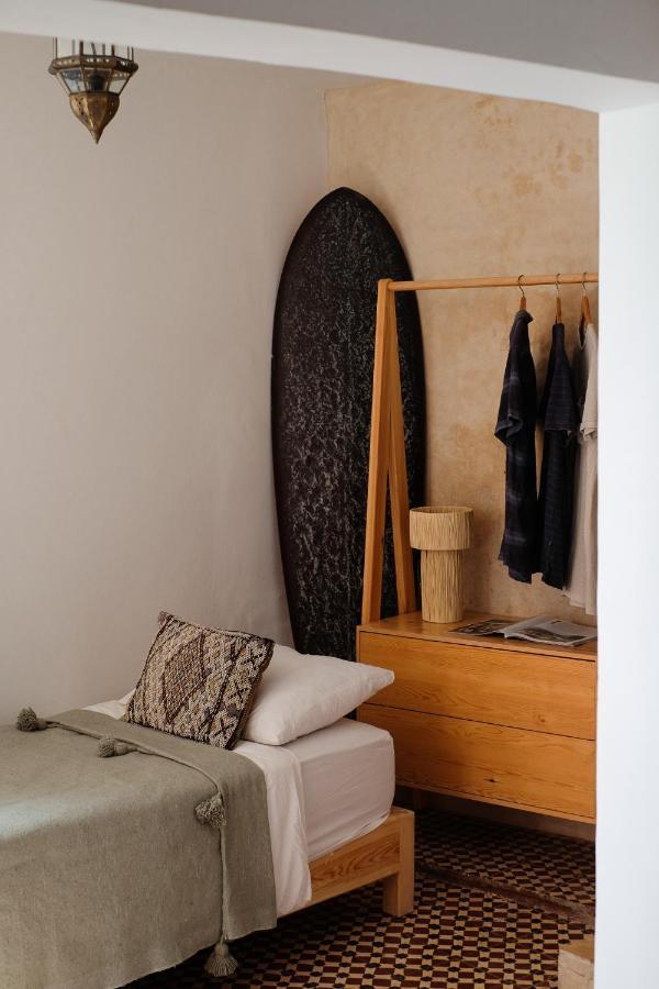 Hashpoint Surf Camp Hostel Тагазут Екстериор снимка