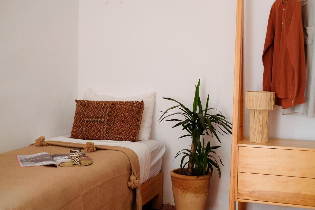 Hashpoint Surf Camp Hostel Тагазут Екстериор снимка