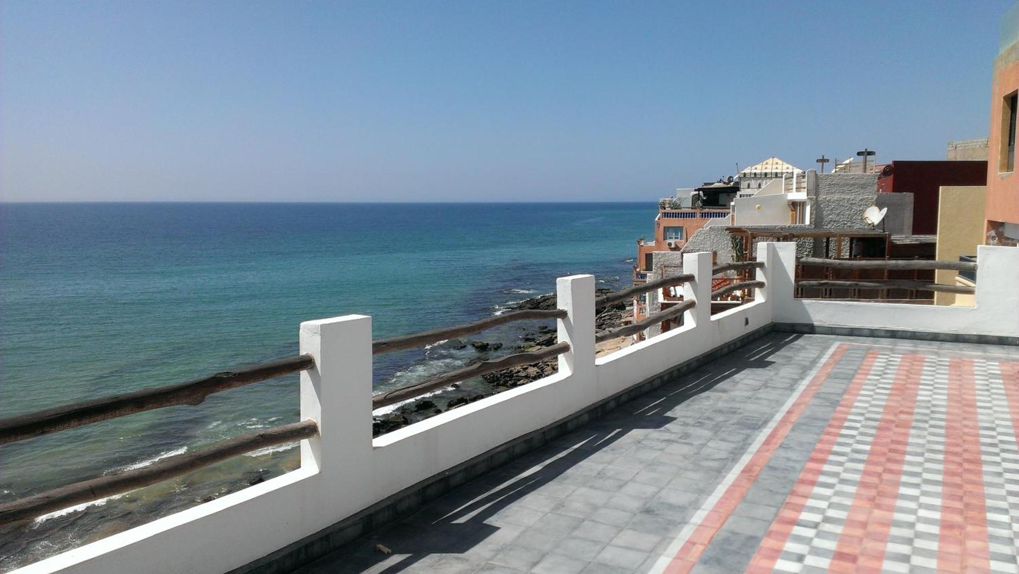 Hashpoint Surf Camp Hostel Тагазут Екстериор снимка