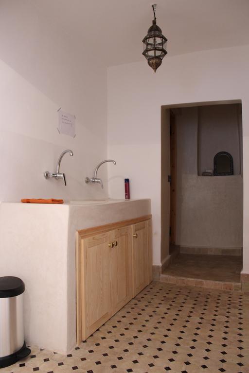 Hashpoint Surf Camp Hostel Тагазут Екстериор снимка